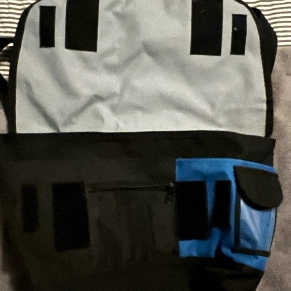 Yak-Pak Black And Blue Messenger Bag - Gem